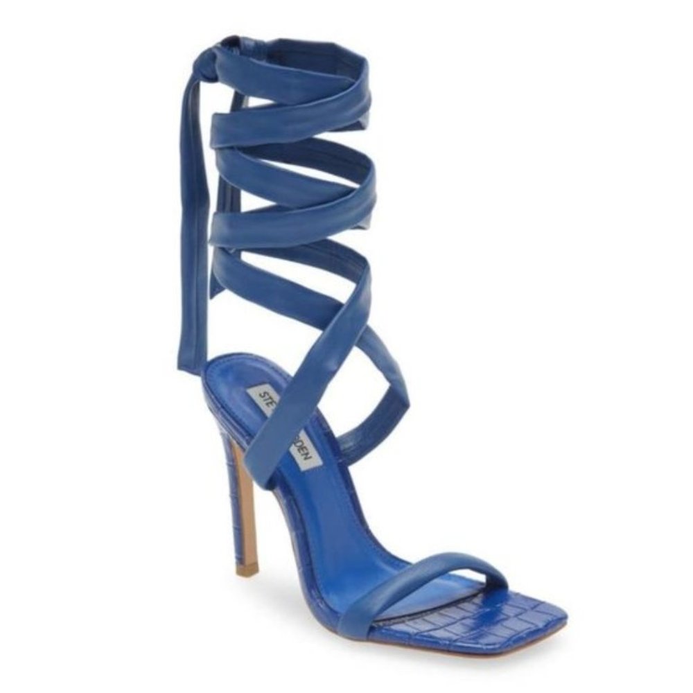 New Steve Madden Utilize Ankle Tie Sandal Blue  size 5.5